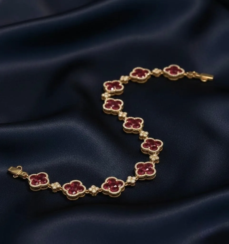 "TheRubyBloom™" Bracelet in 18k rose gold, photo 5