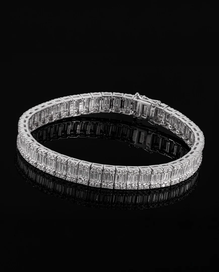 InvisibleExcelsior™ Bracelet 4.00ct – White gold 18k