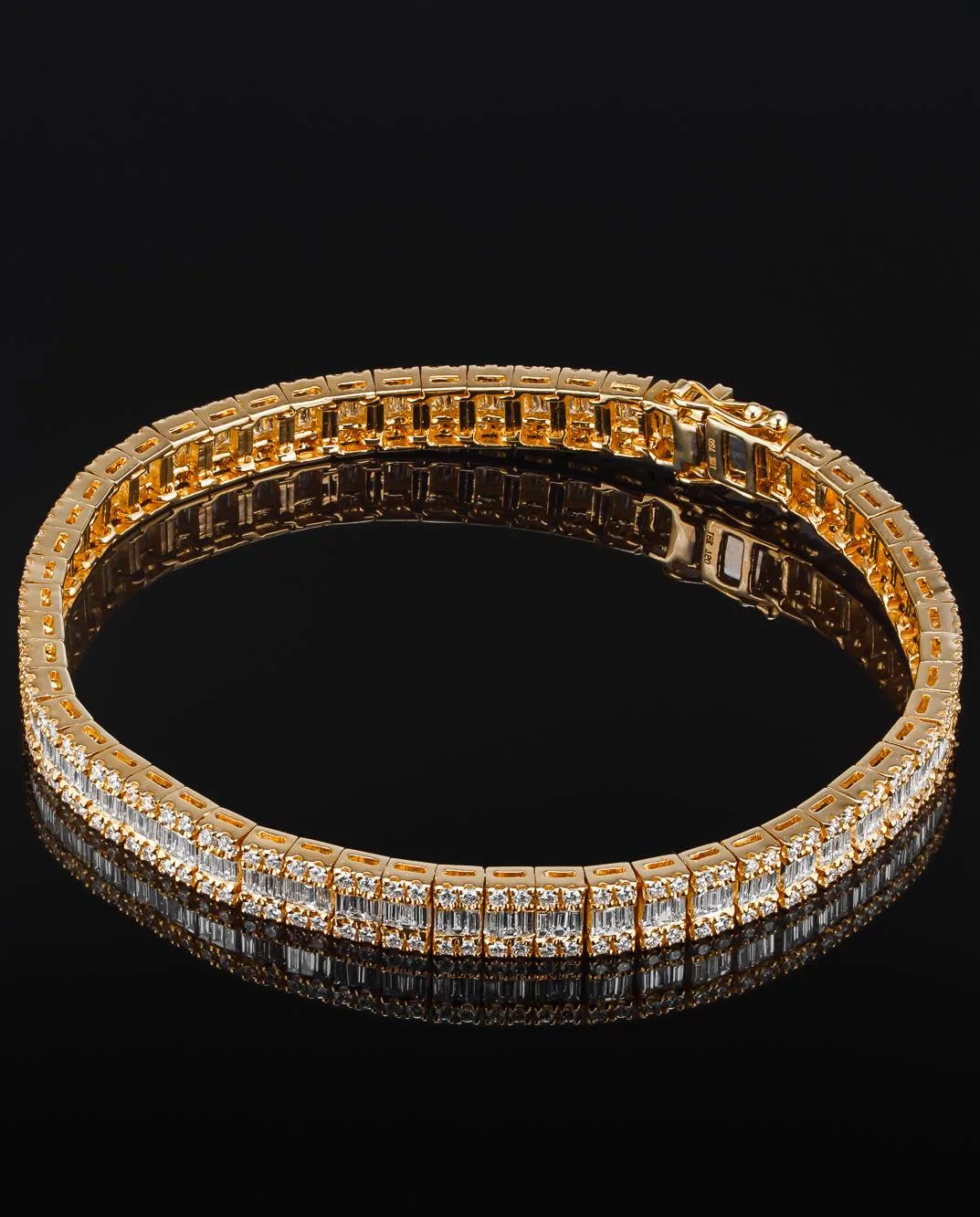"InvisibleExcelsior™" Bracelet 4.40ct in 18k yellow gold, photo 4