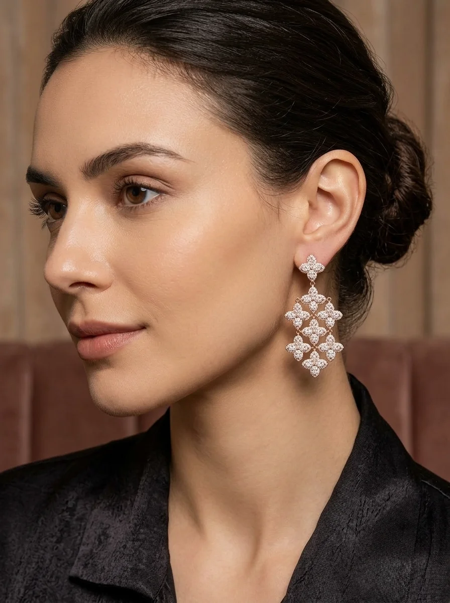 "Belissima™" Large Earrings in yellow gold, photo 2