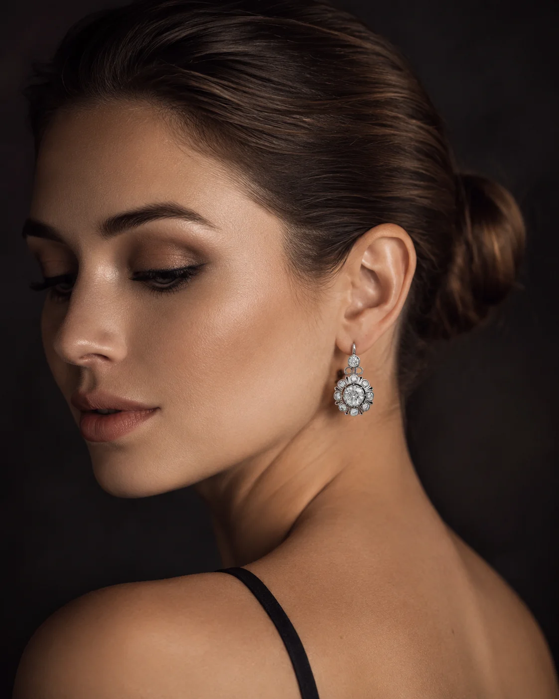 "Belle Époque™" Earrings in platinum, photo 2