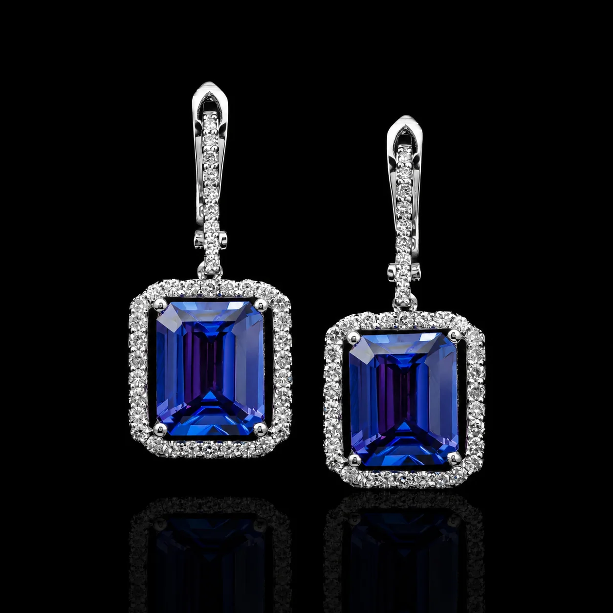 "BlueLegacy™" Tanzanite Earrings in white gold, photo 3
