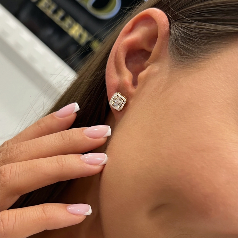 "CrystalBliss™" Earrings in 18k yellow gold, photo 5