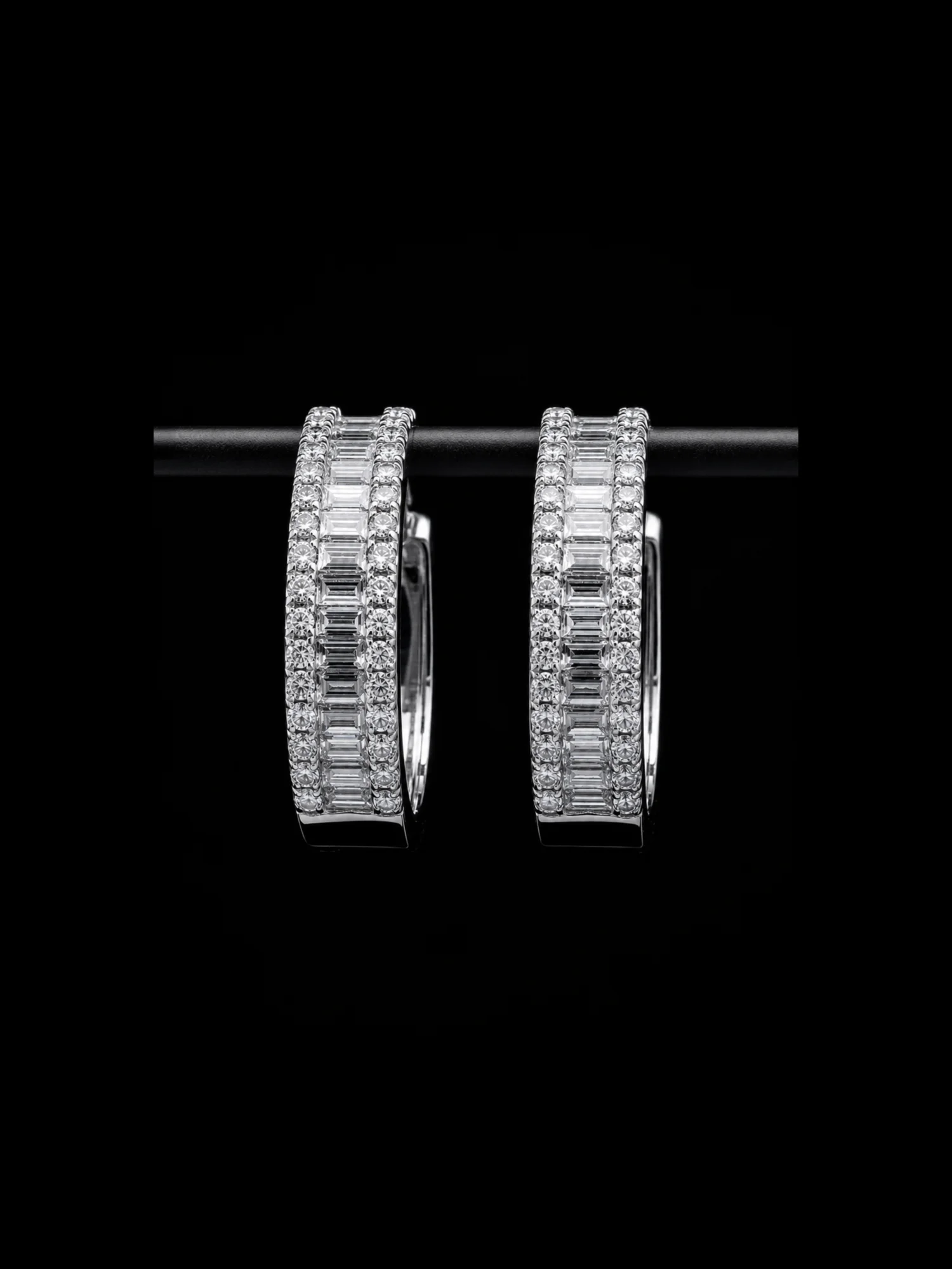 "DiamondSymphony™" Earrings in white gold, photo 5