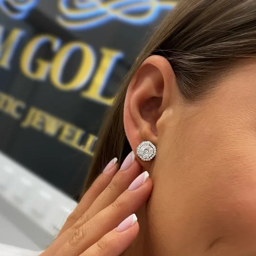 Earrings "InvisibleExceptionnel™" in white gold, photo 5