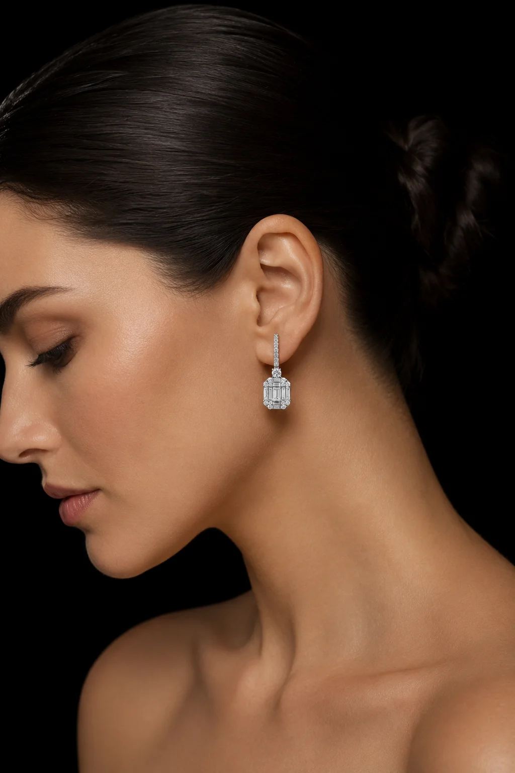 "InvisibleIconic™" Earrings in white gold, photo 2