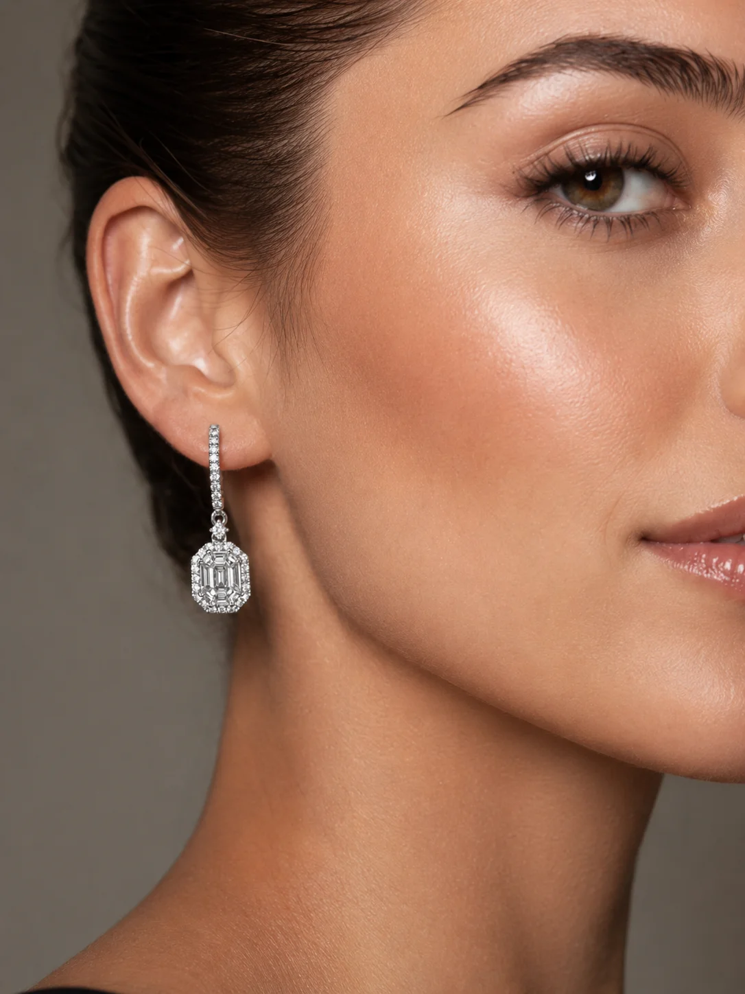 InvisibleLIMITED™ Earrings in 18k white gold, photo 2