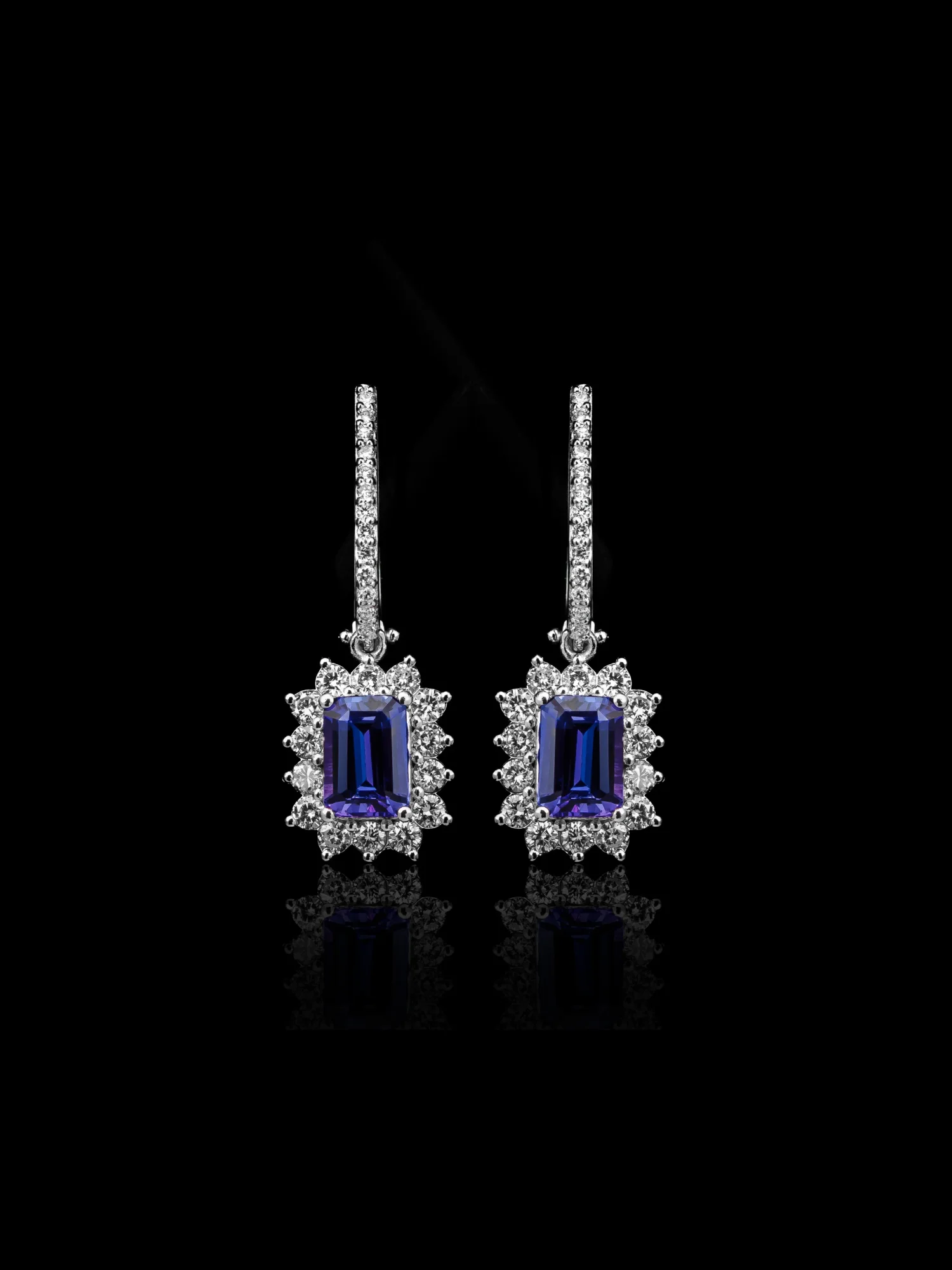 "BlueSovereign™" Earrings in 18k white gold, product view