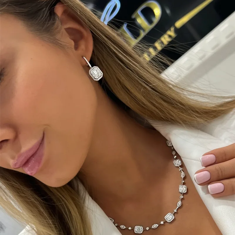 "LuxElegance™" Earrings in white gold, photo 2