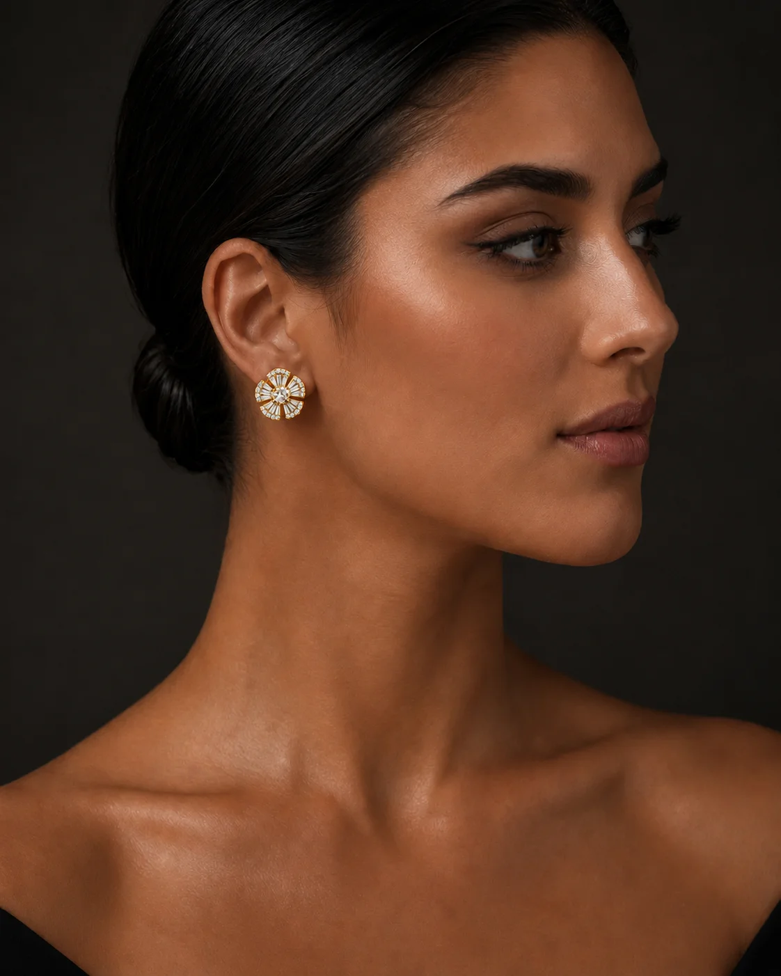 "MysticFloral™" Mini Earrings in 18k yellow gold, photo 2
