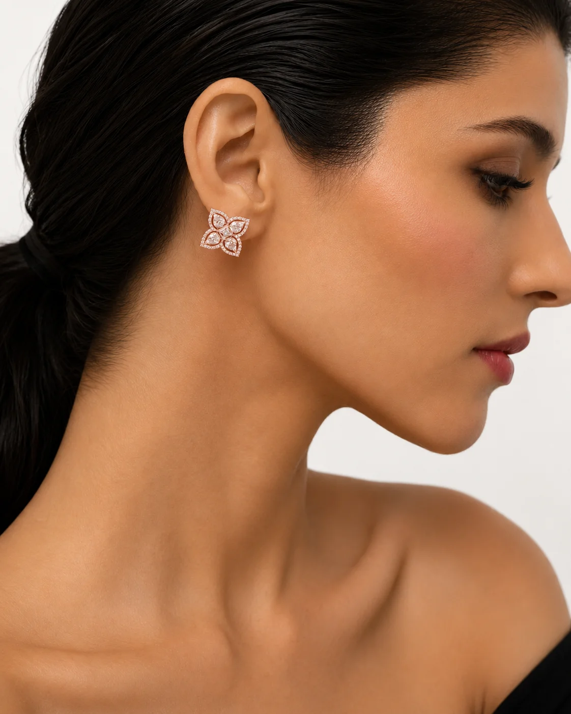 "SparkleBlossom™" Earrings in 18k rose gold, photo 2