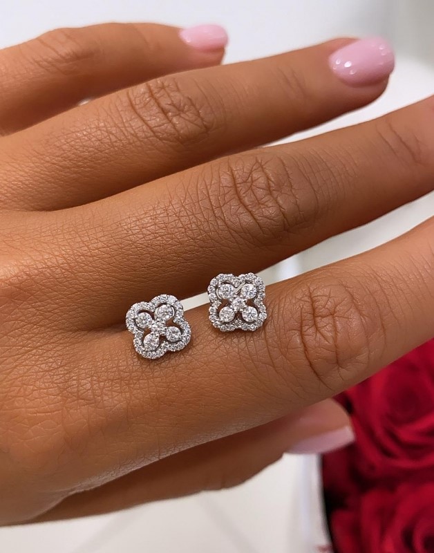"TrèfleDeLuxe™" Earrings in white gold, photo 2