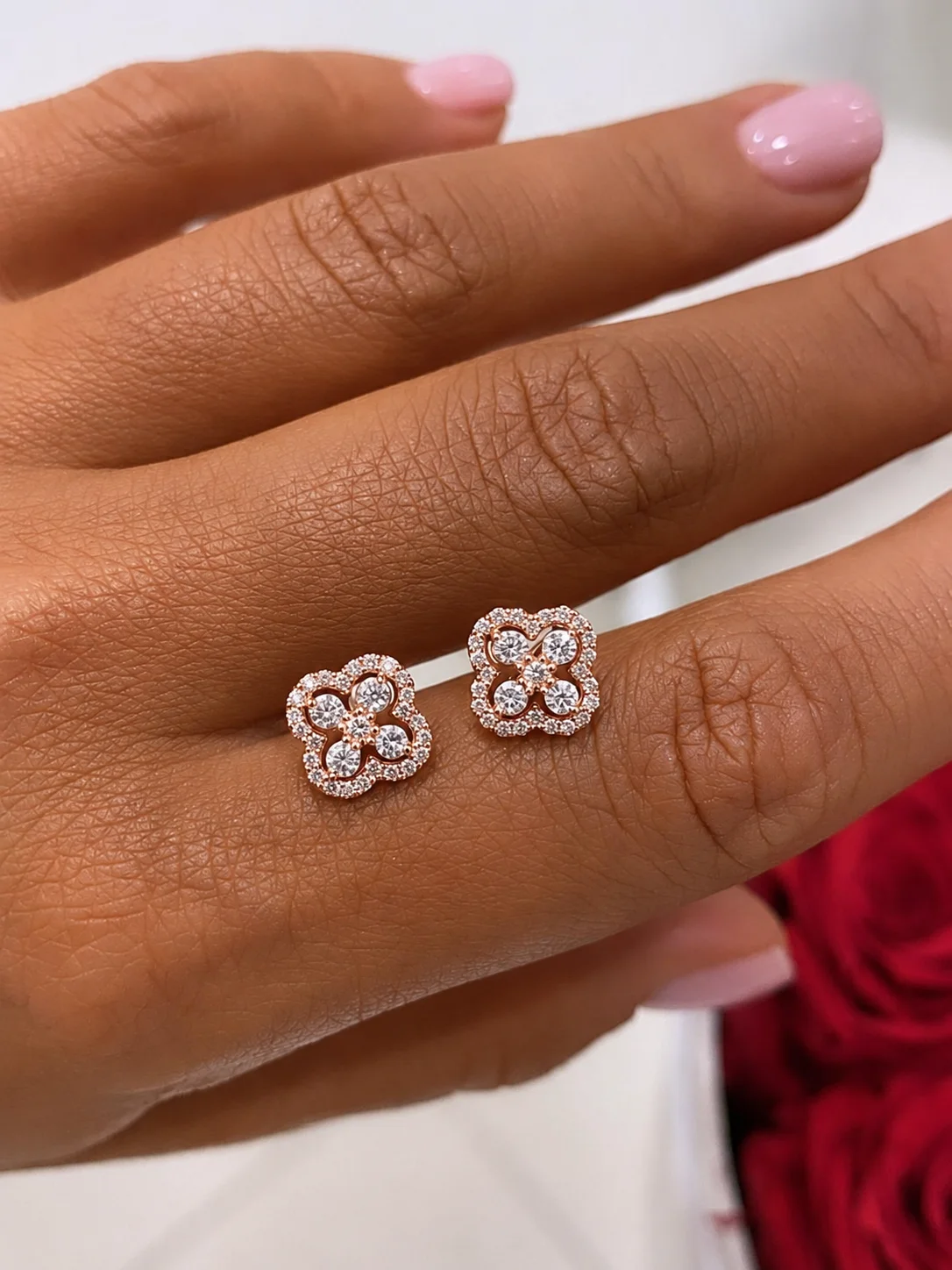 "TrèfleDeLuxe™" Earrings in 18k rose gold, photo 2