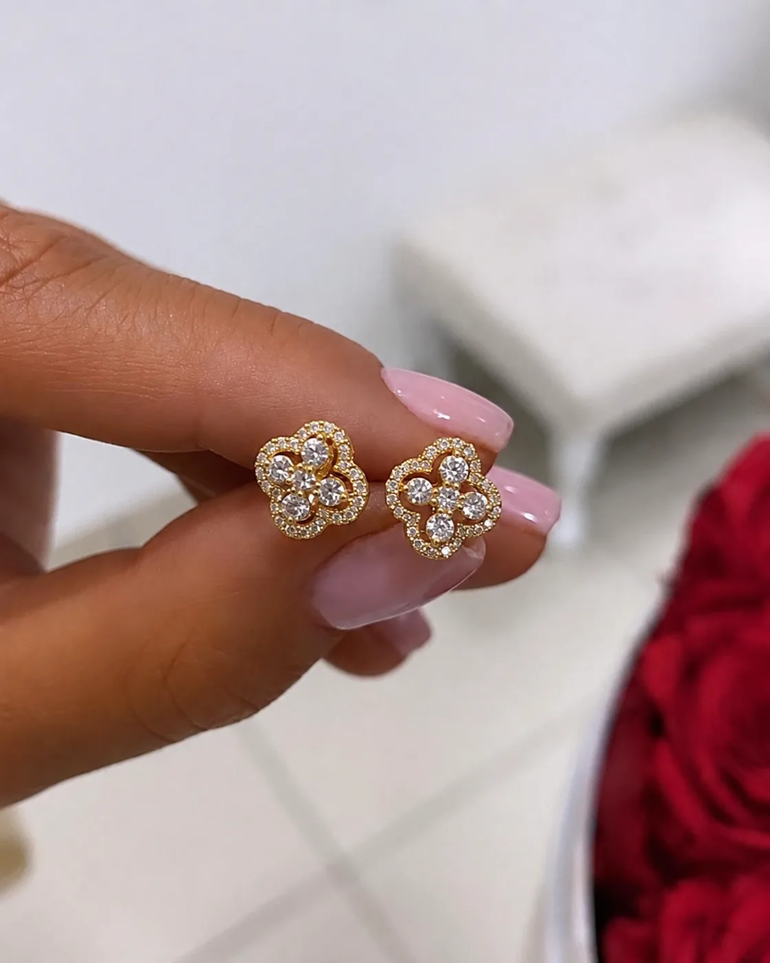TrèfleDeLuxe™ Earrings in yellow gold, photo 4