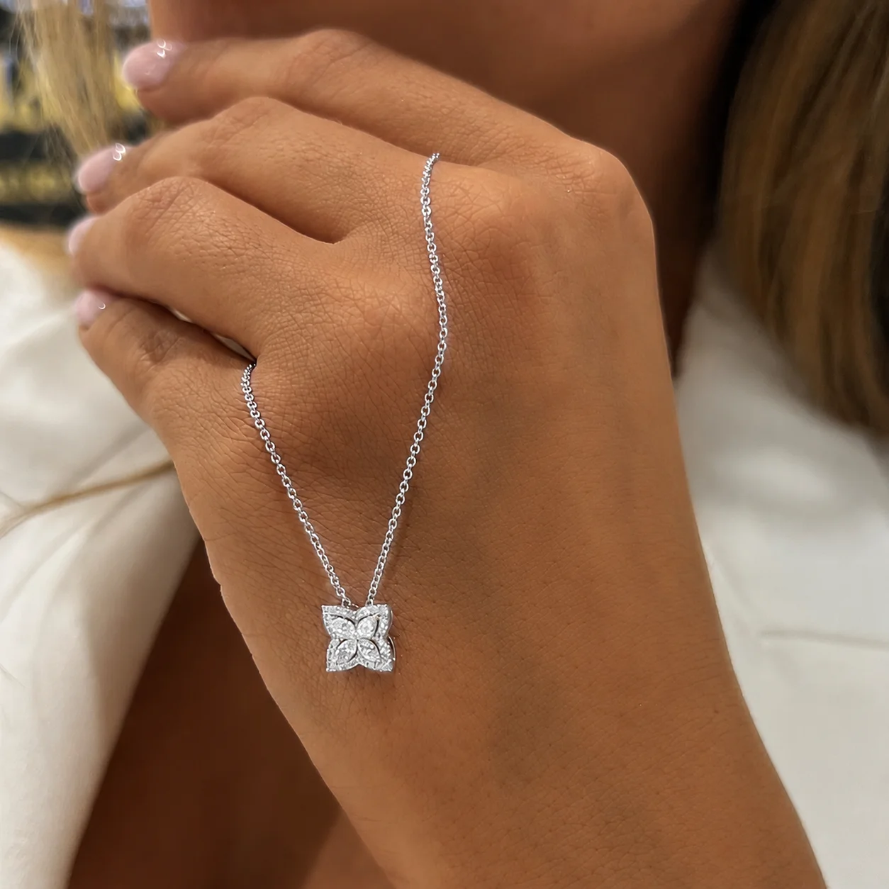 Belissima™ Necklace in white Gold, photo 7
