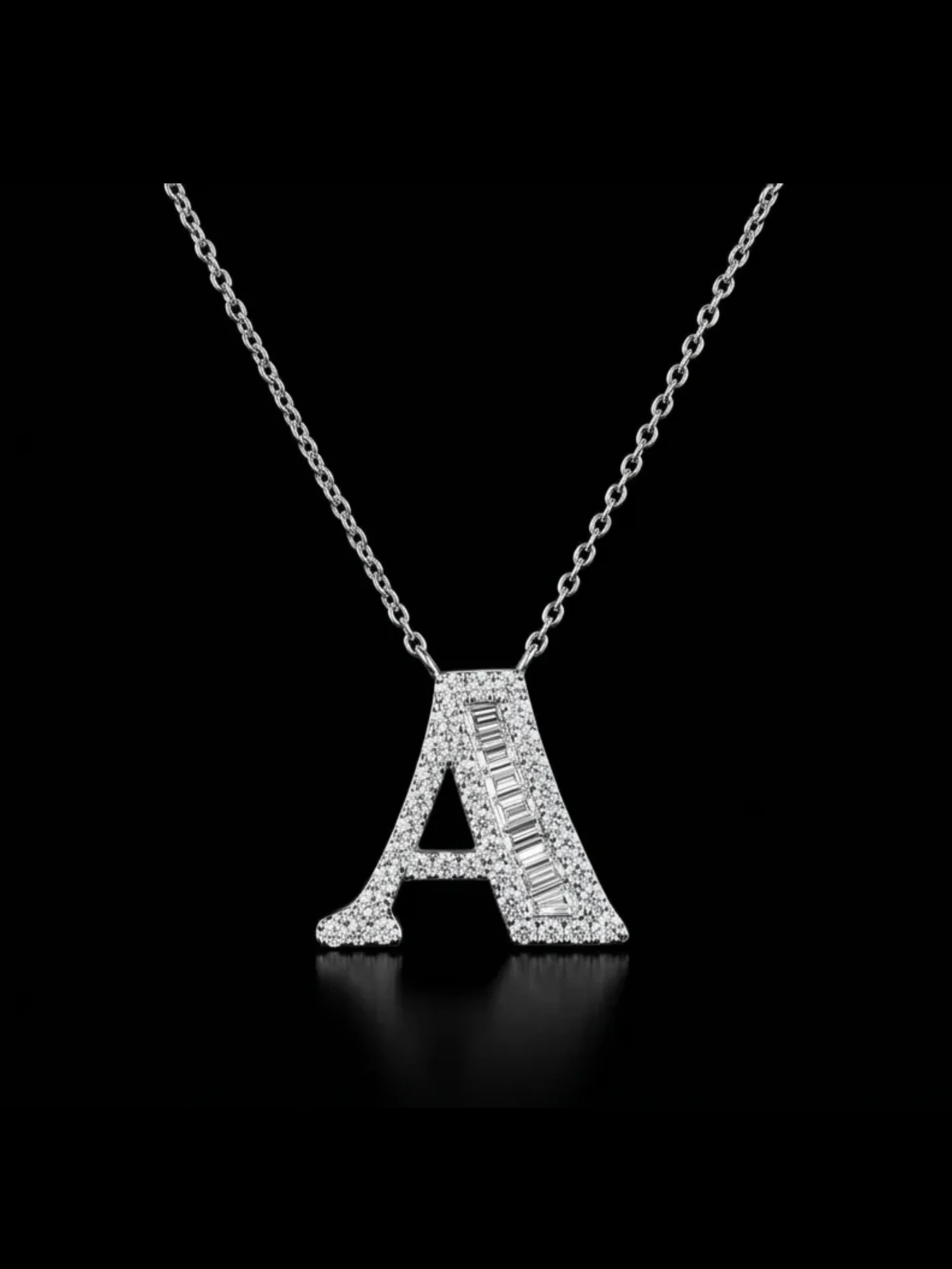 A Letter Necklace "Collier Première Lettre™" – White gold 18k