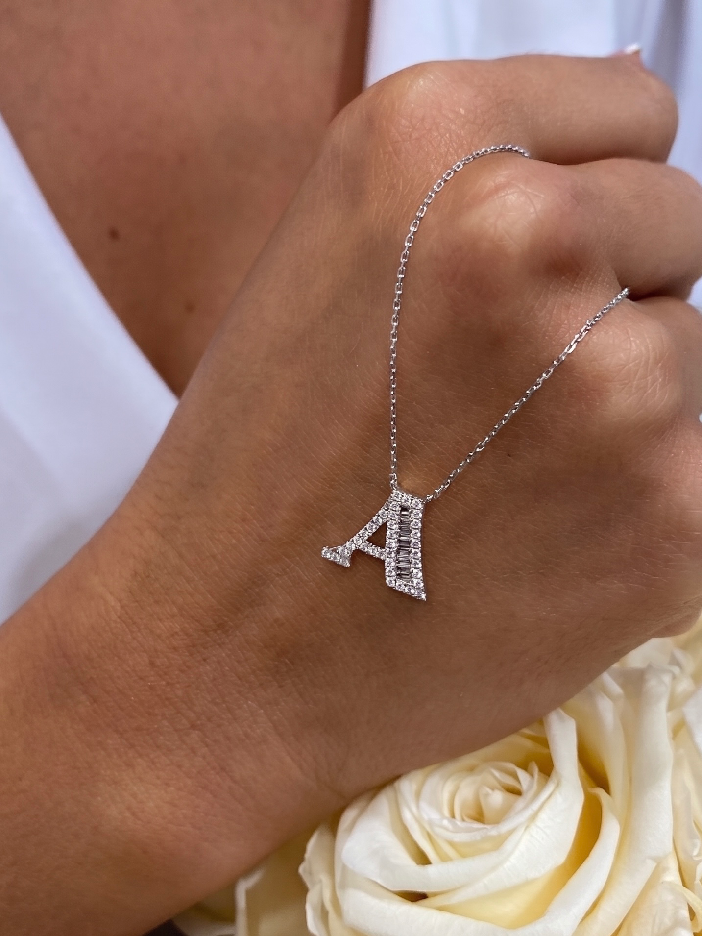 A Letter Necklace "Collier Première Lettre™" in 18k white gold, photo 2
