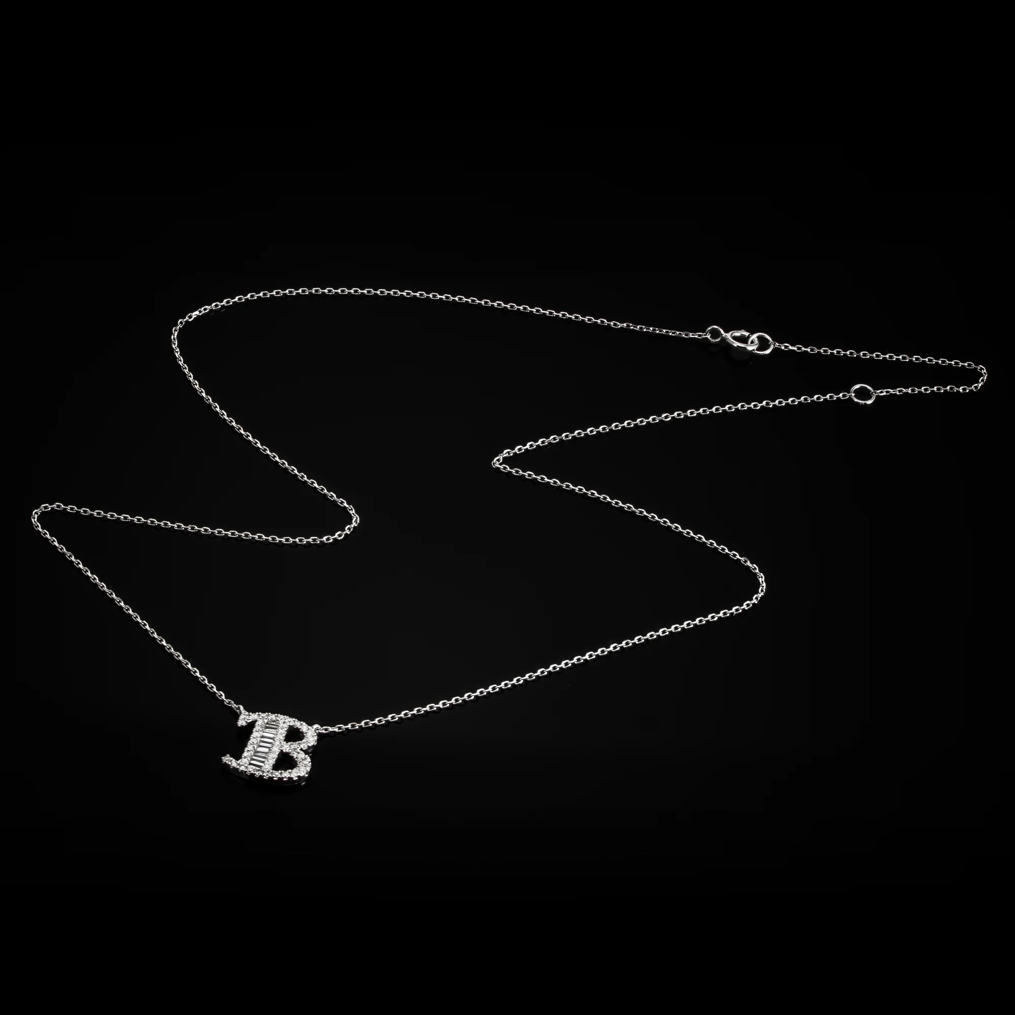 Letter B "Collier Première Lettre™" Necklace in 18k white gold, photo 3