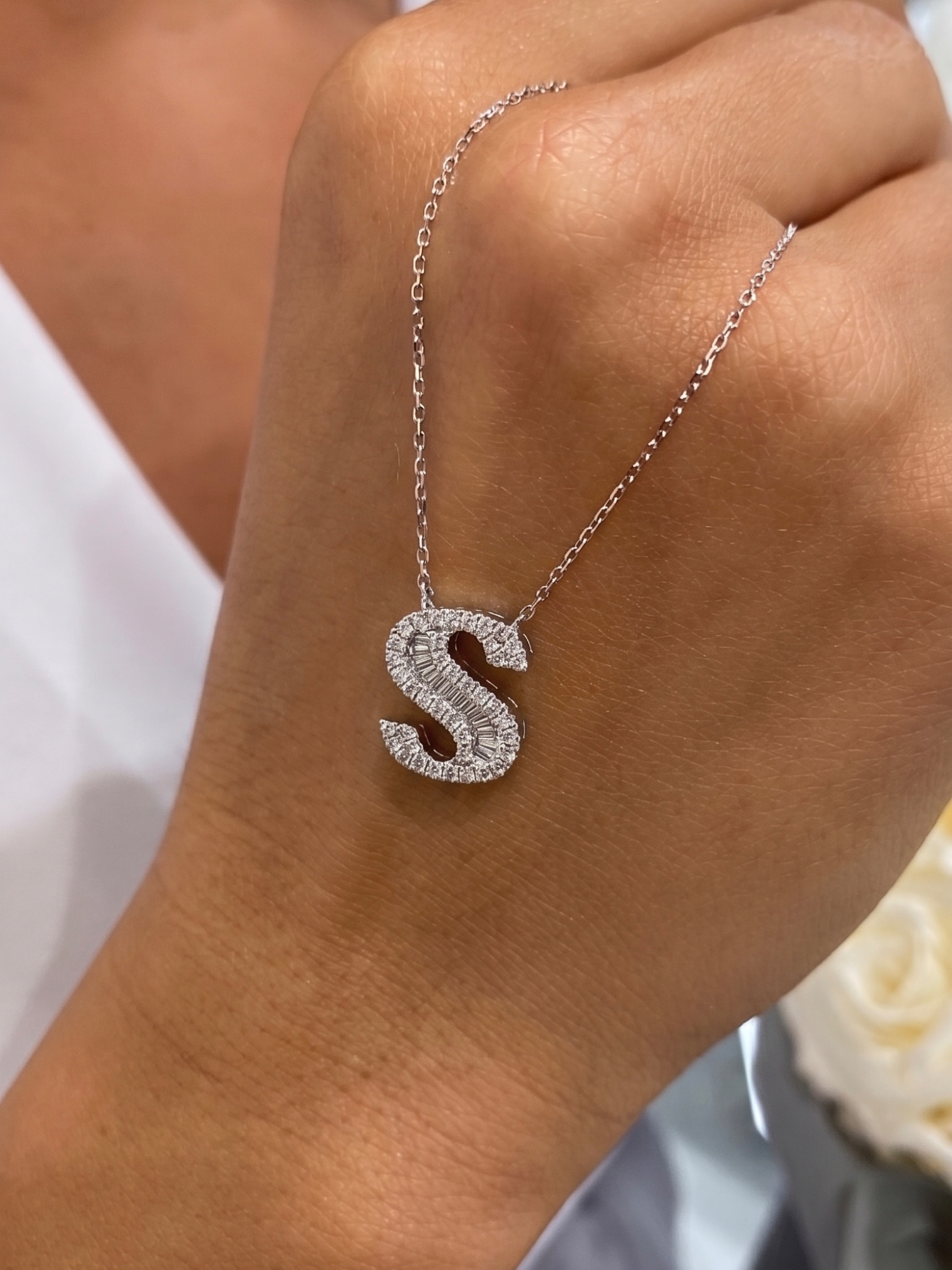 Letter S Necklace "Collier Première Lettre™" in 18k white gold, photo 2