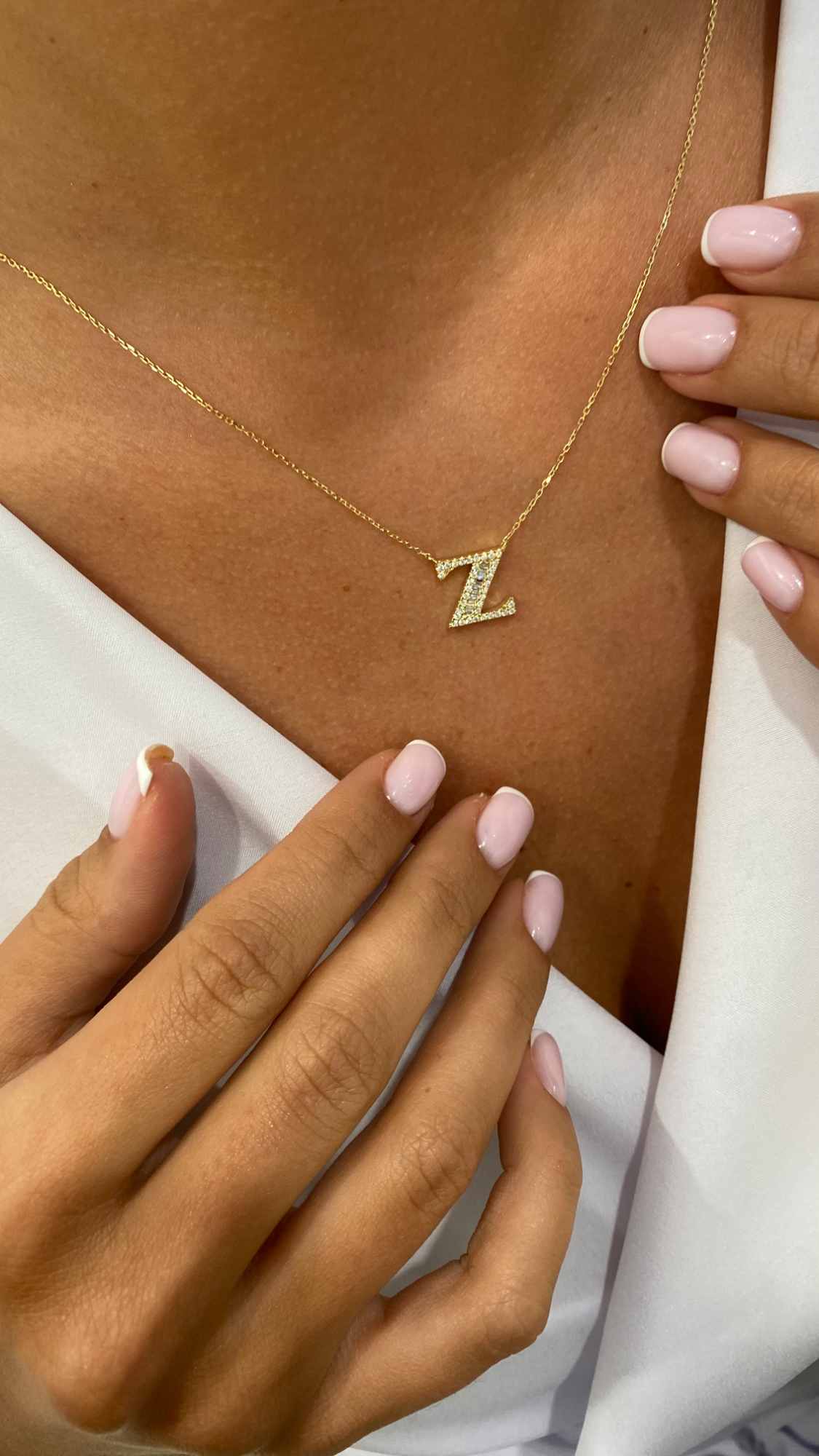 Letter Z Necklace "Collier Première Lettre™" in 18k yellow gold, photo 5