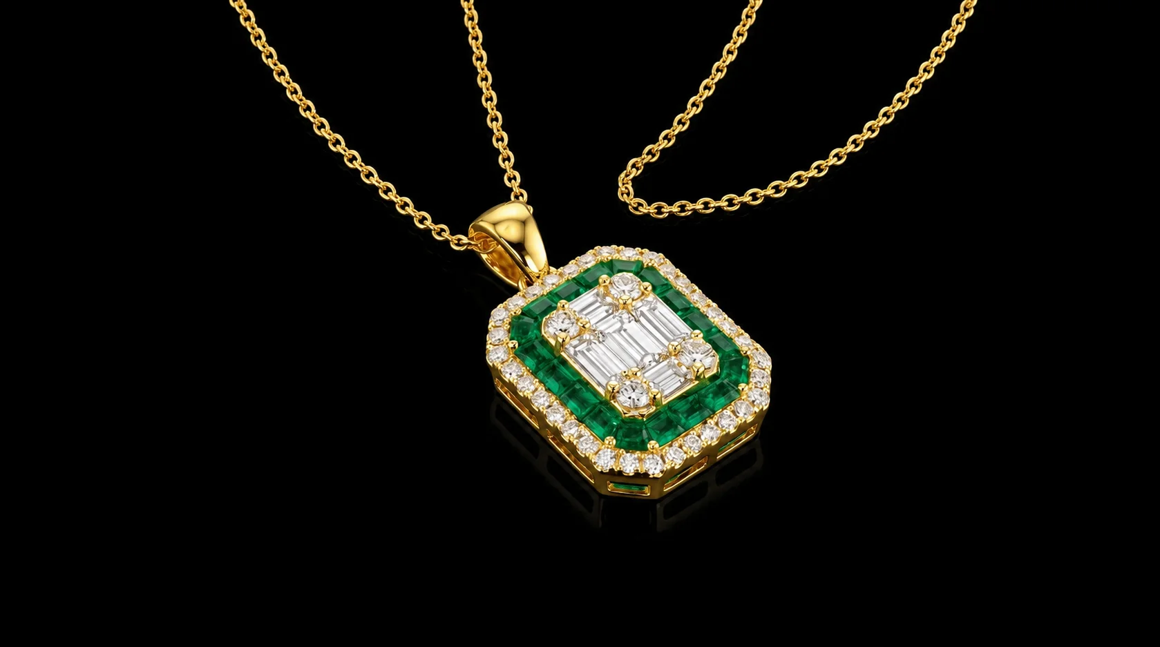 "EmeraldVogue™" Necklace in 18k yellow gold, photo 7