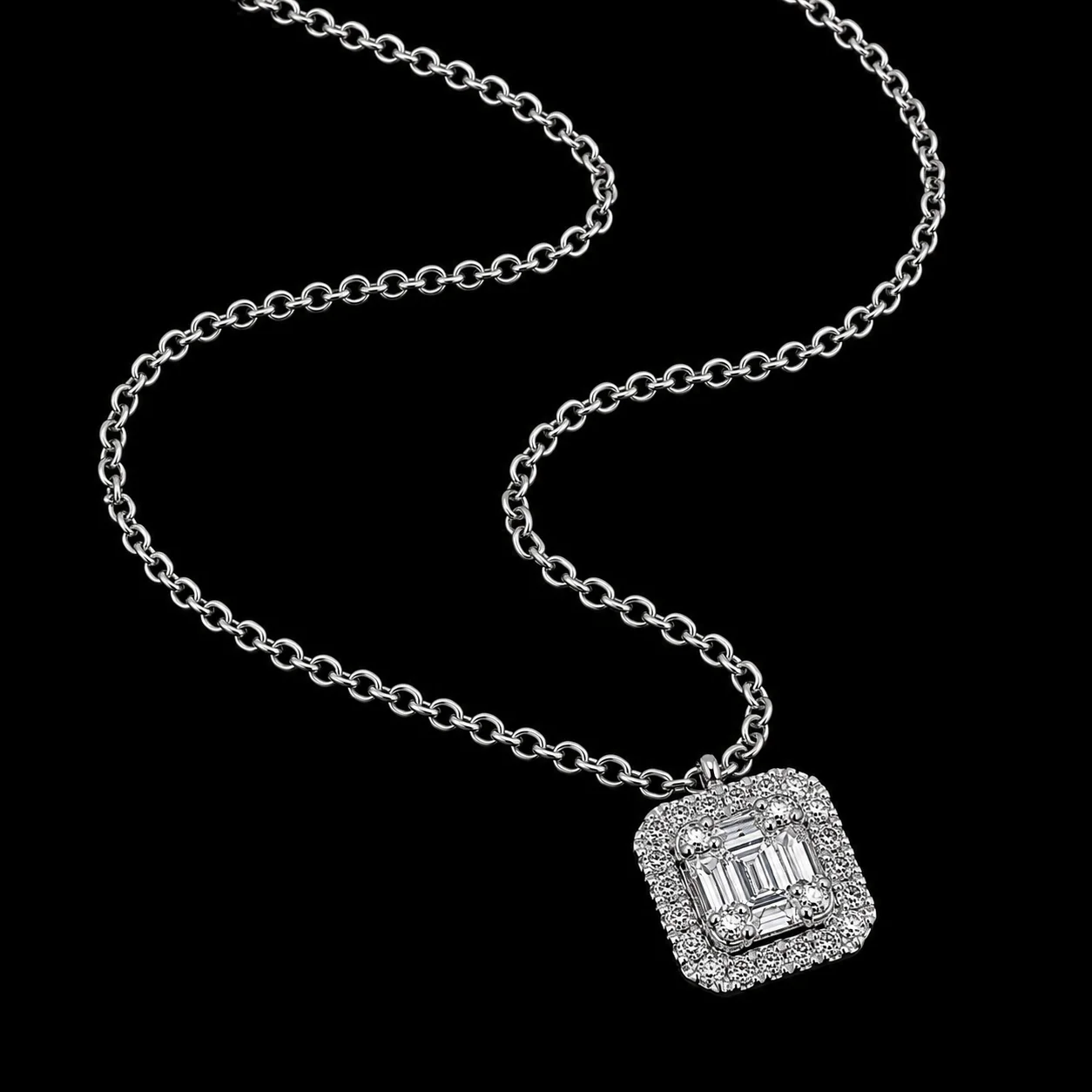 "InvisibleCarat™" Baby Necklace in 18k white gold, photo 3