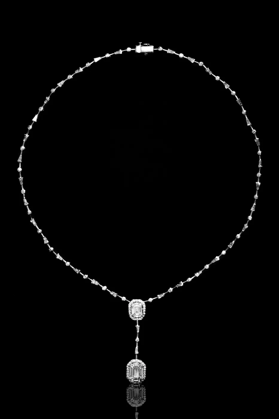 "InvisibleLimited™" Necklace in 18k white gold, photo 7