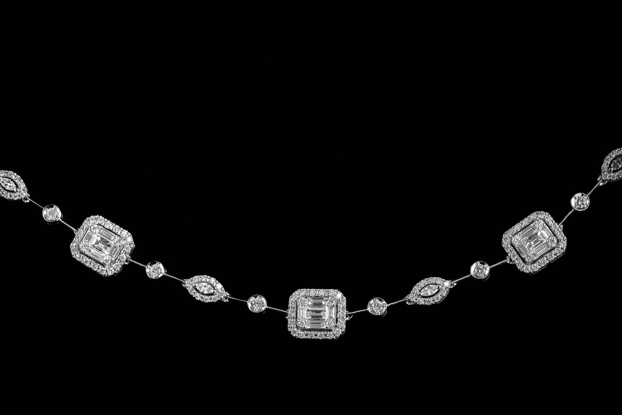 "Invisible™" Necklace 3.00 ct in 18k white gold, photo 3