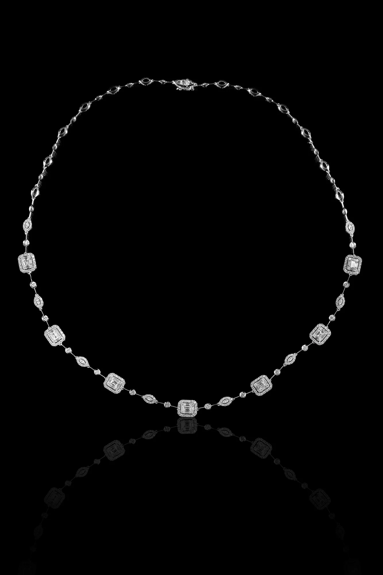 "Invisible™" Necklace 3.00 ct in 18k white gold, photo 4