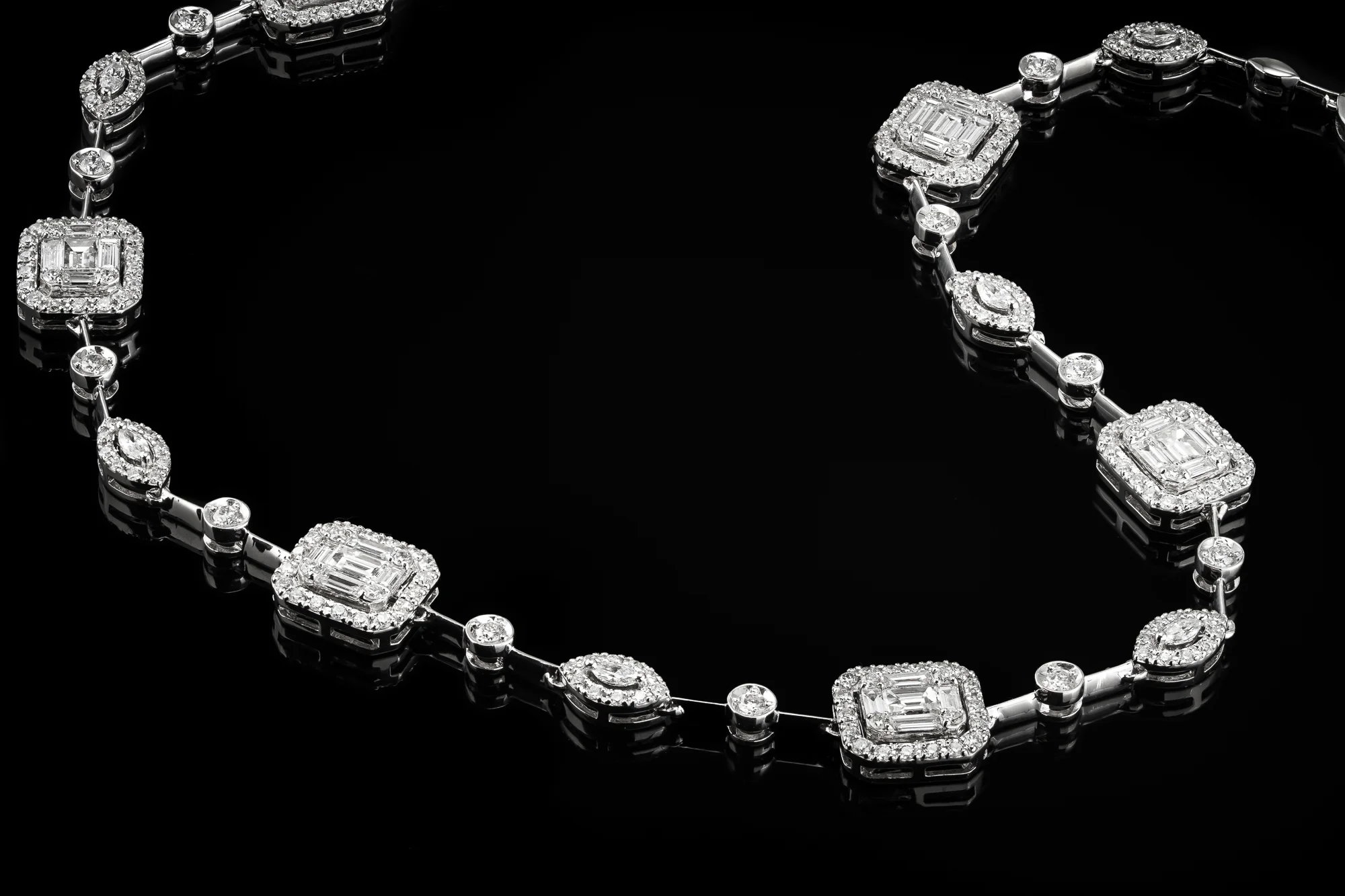 "Invisible™" Necklace 3.00 ct in 18k white gold, photo 5
