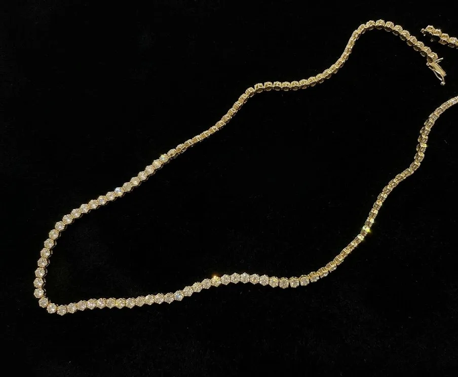 LuxuryCubes™ Necklace 10.50ct – Yellow gold