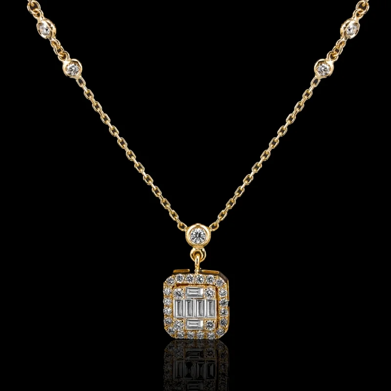 Majestic™ Necklace in yellow gold, photo 2
