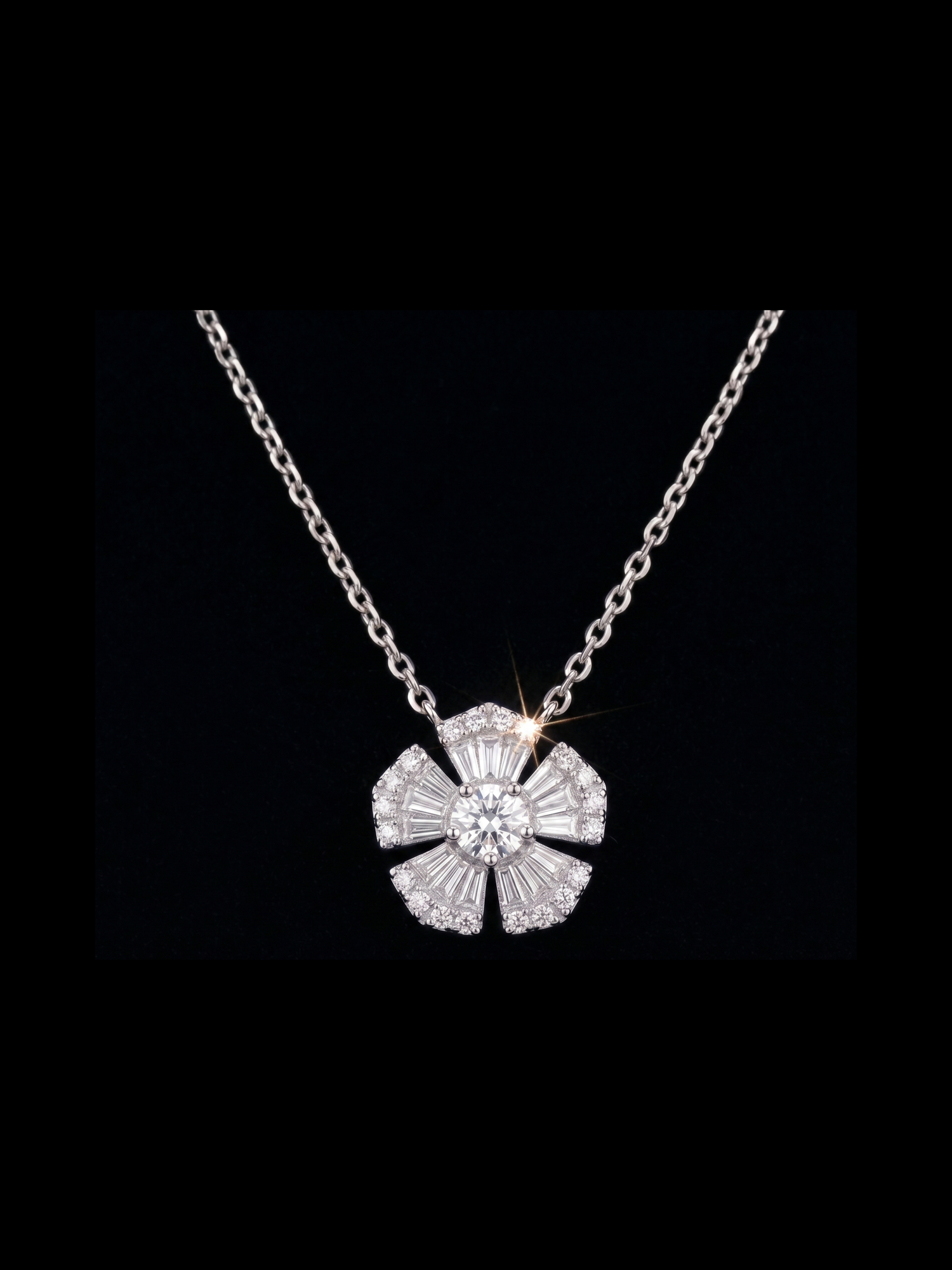 "MysticFloral™" Necklace in 18k white gold, product view