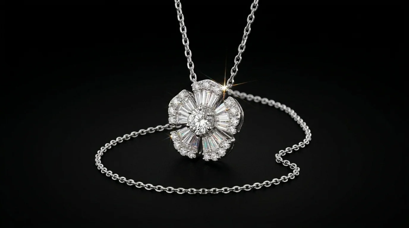 "MysticFloral™" Necklace in 18k white gold, photo 3