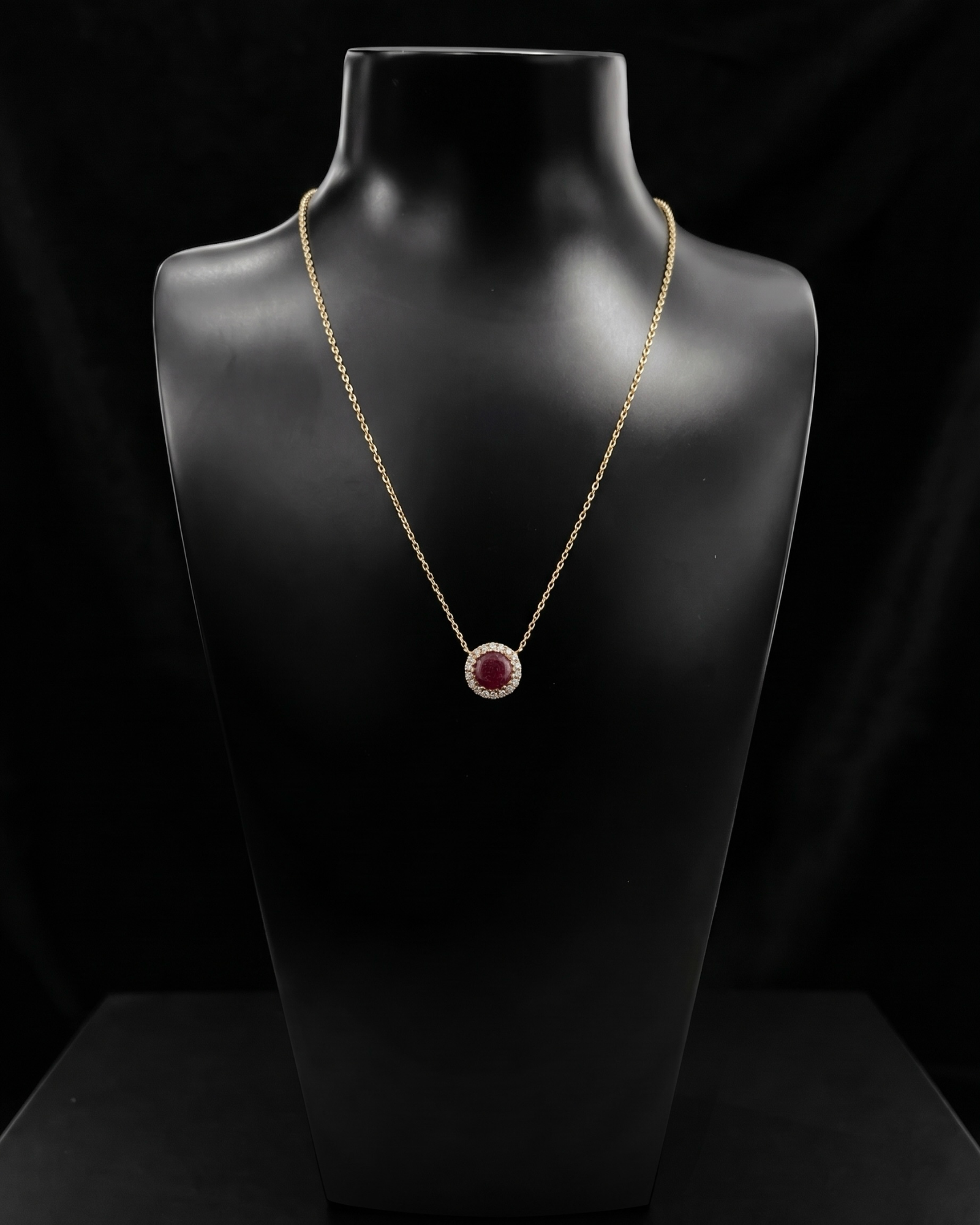 "RubyHalo™" 0.66ct Necklace in 18k rose gold, photo 2