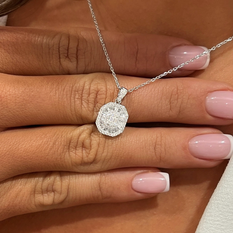 "ShineBright™" Necklace in 18k white gold, photo 2