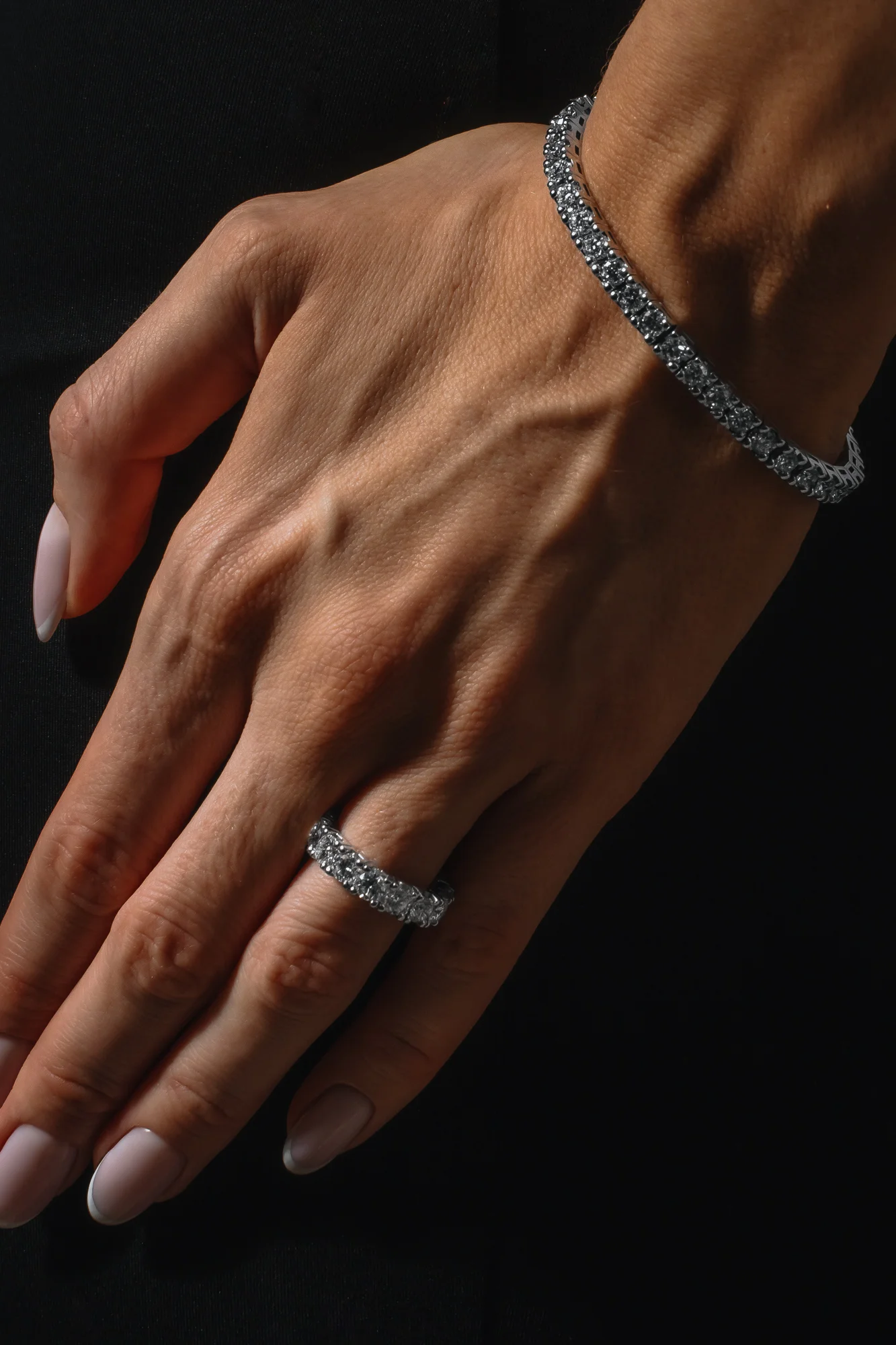 "Enduring Aureate Treasures™" 4.50ct Band in white gold, photo 11