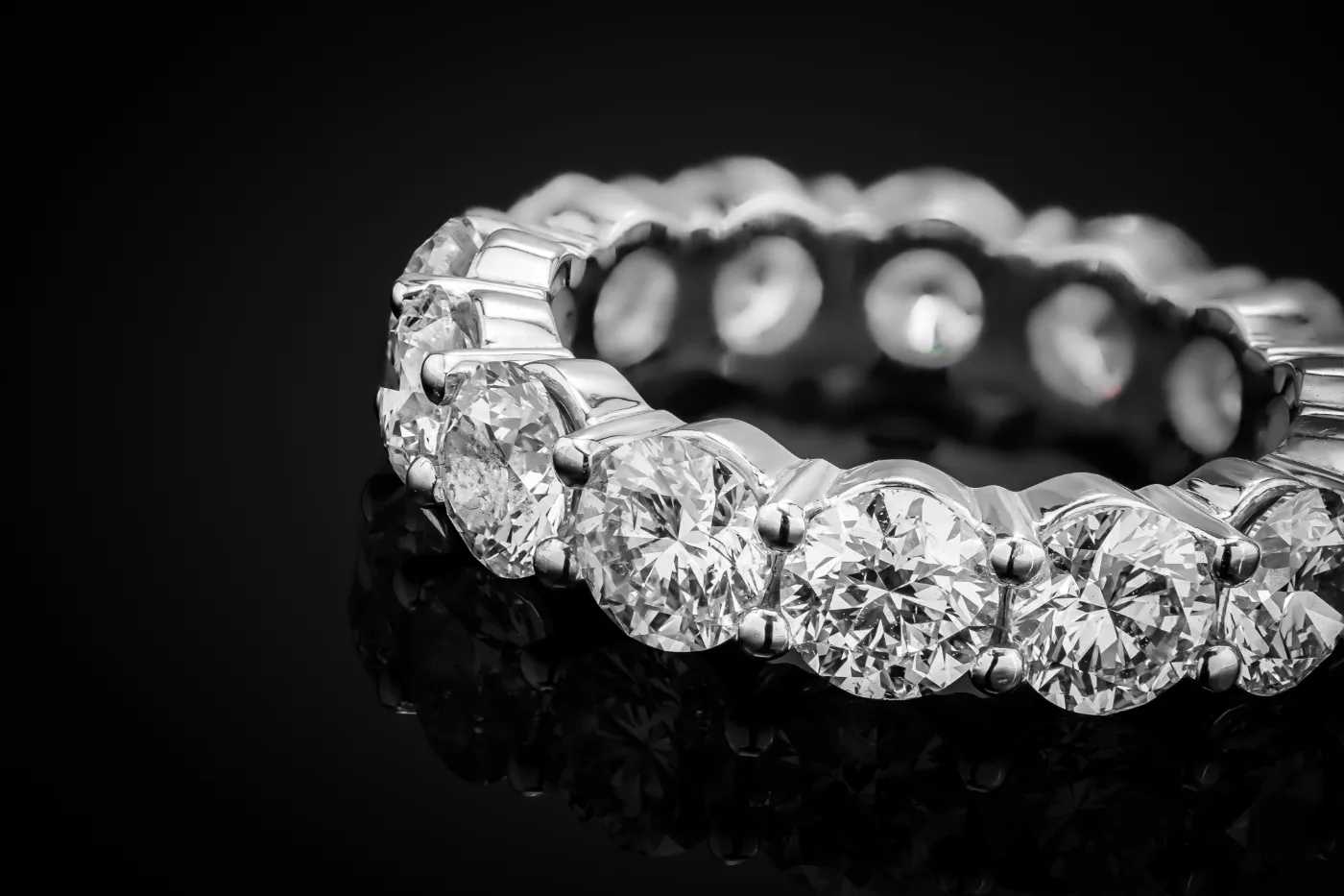 "Enduring Aureate Treasures™" 5.60ct Band in white gold, photo 13