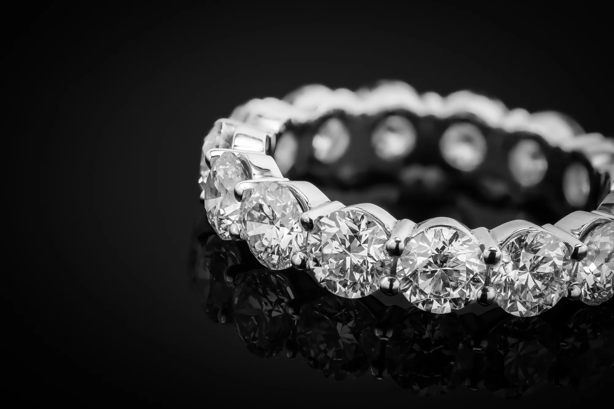 "Eternity™" Ring 3.25ct in white gold, photo 4