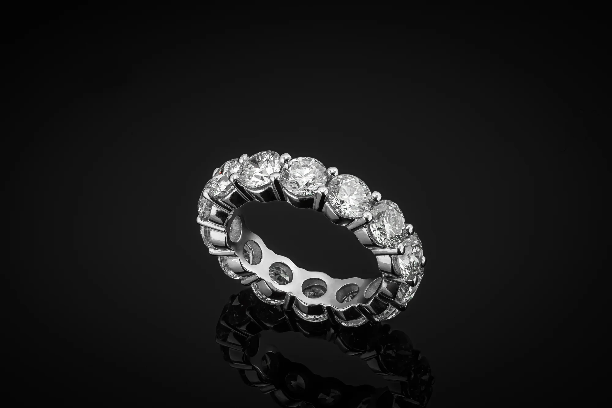 "Eternity™" Ring 3.25ct in white gold, photo 5