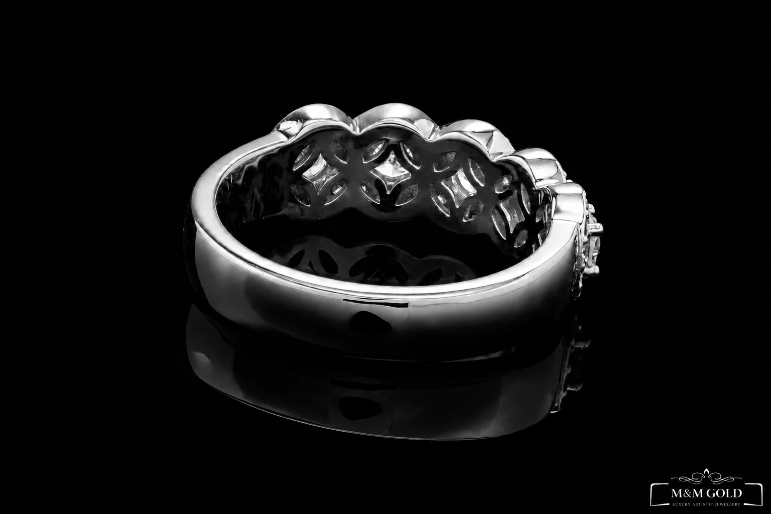 "HaloBand™" Halo Ring in white gold, photo 7