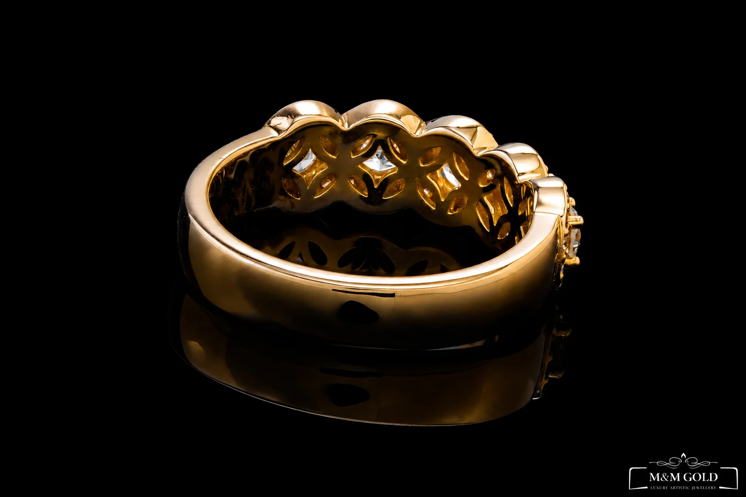 "HaloBand™" Half Wedding Band in yellow gold, photo 7