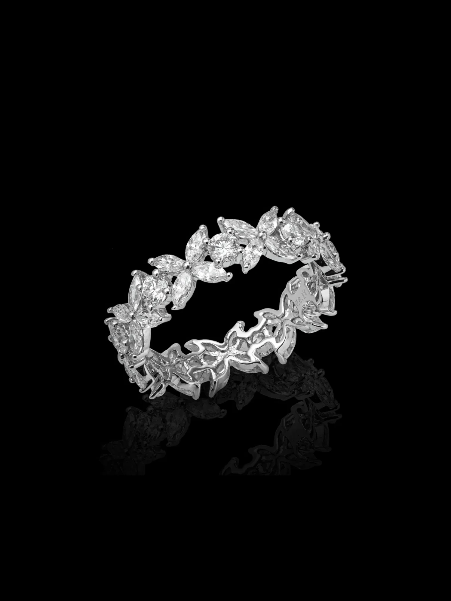 "LuxuryAvenue™" Wedding Band – White gold 18k