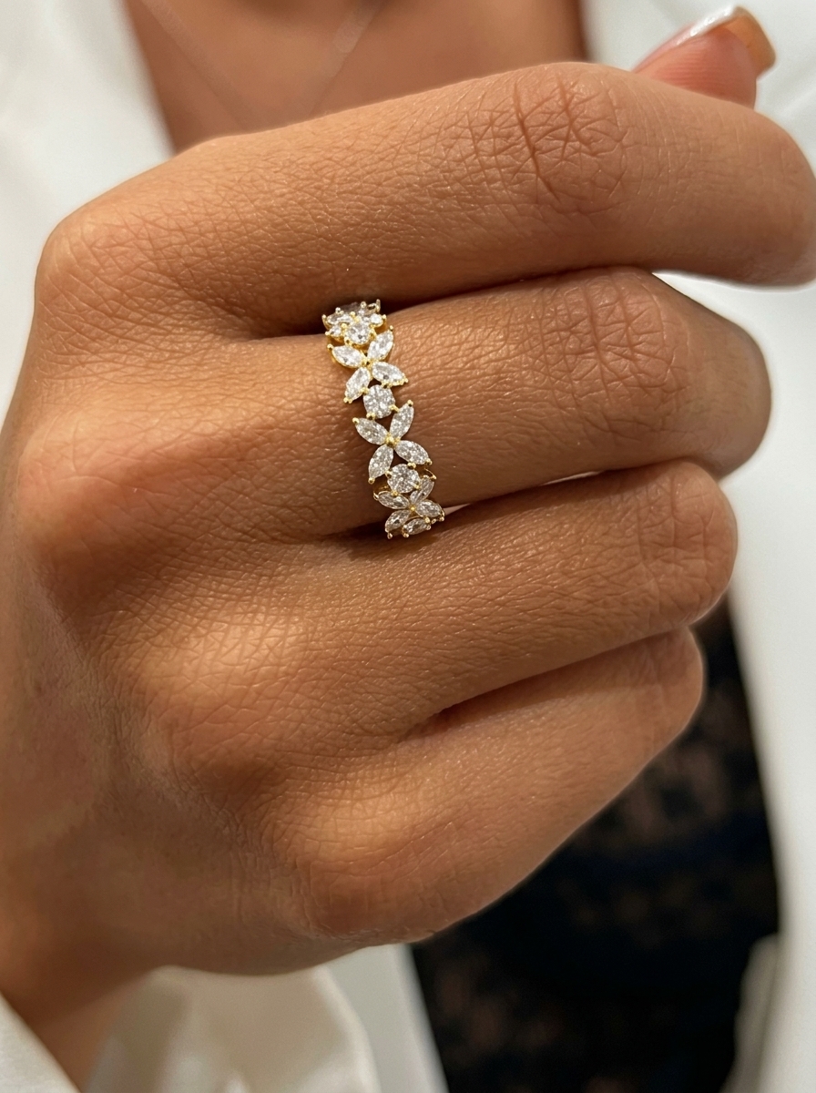 "LuxuryAvenue™" Wedding Band Half Band – Yellow gold