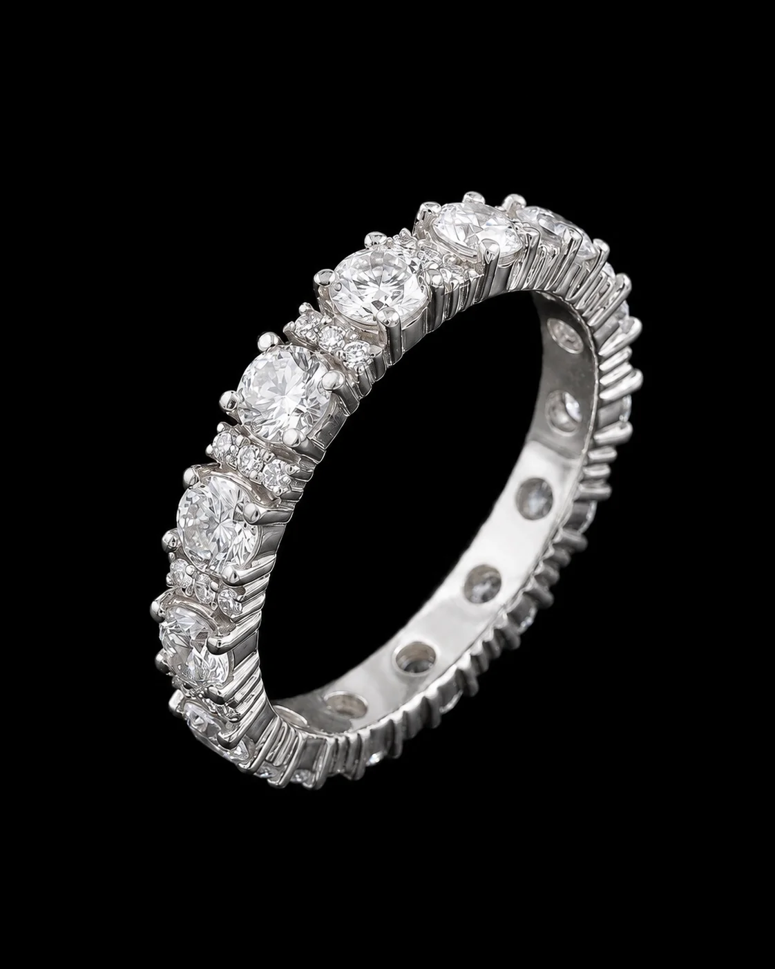 "RoyalEternity™" Ring – White gold