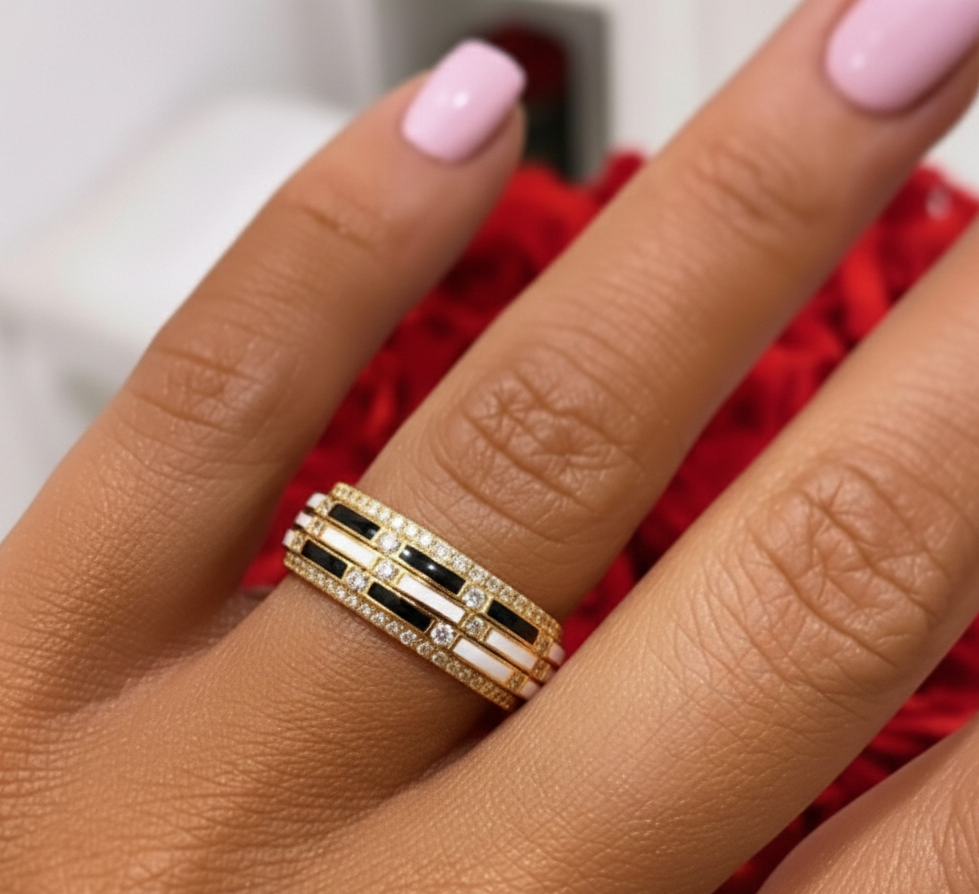 TwinSouls™ Wedding Band in yellow gold, photo 3