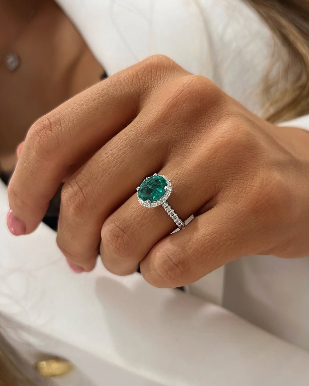 "EmeraldSignature™" Ring in white gold, photo 3