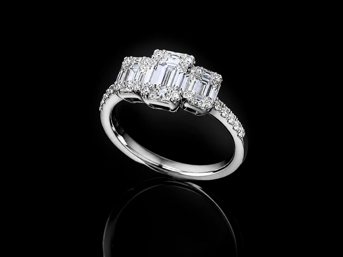"EternalTrio™" Ring – White gold 18k