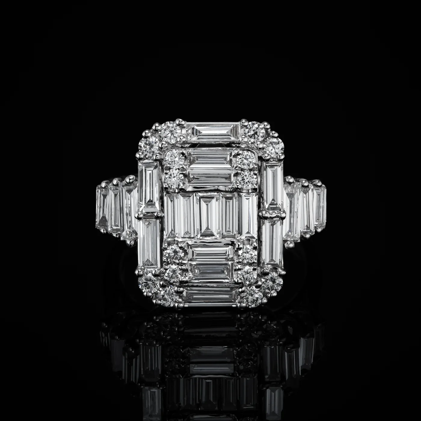 "InvisibleIMPERIAL™" Ring – White gold 18k