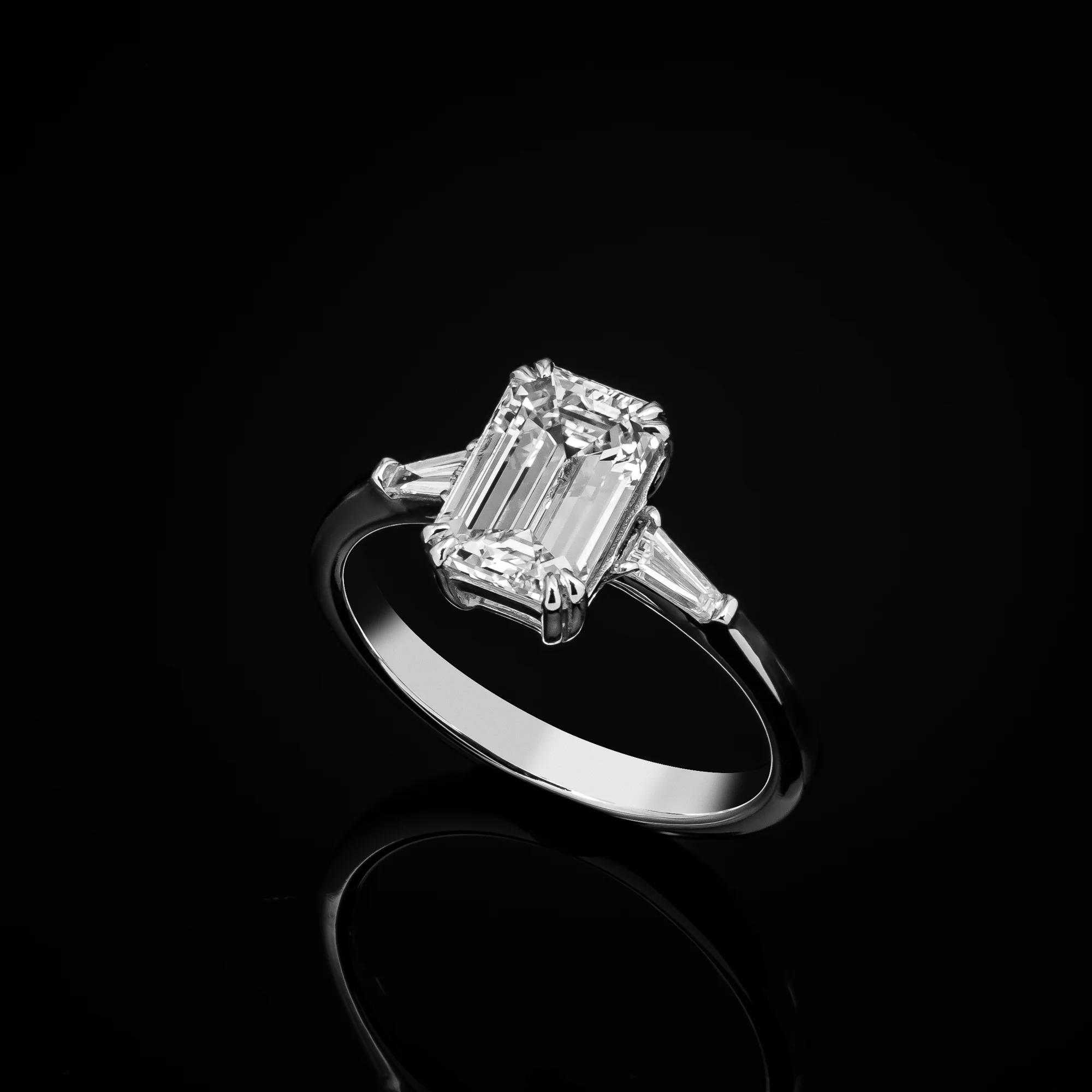 "Perennial Treasure Atelier™" Ring – White gold 18k